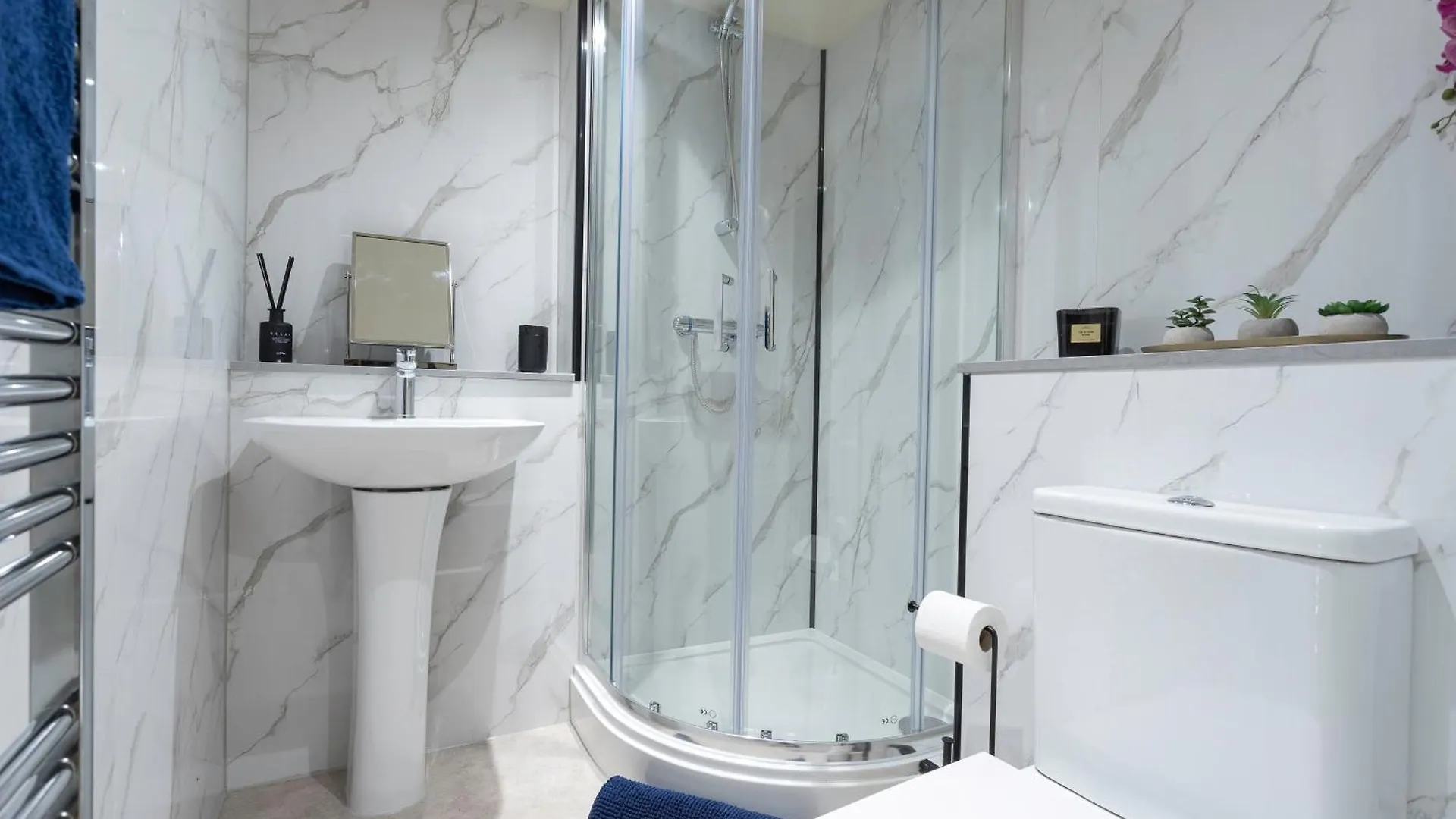 Central Prestige - Rose Platinum Properties Leeds  Regno Unito